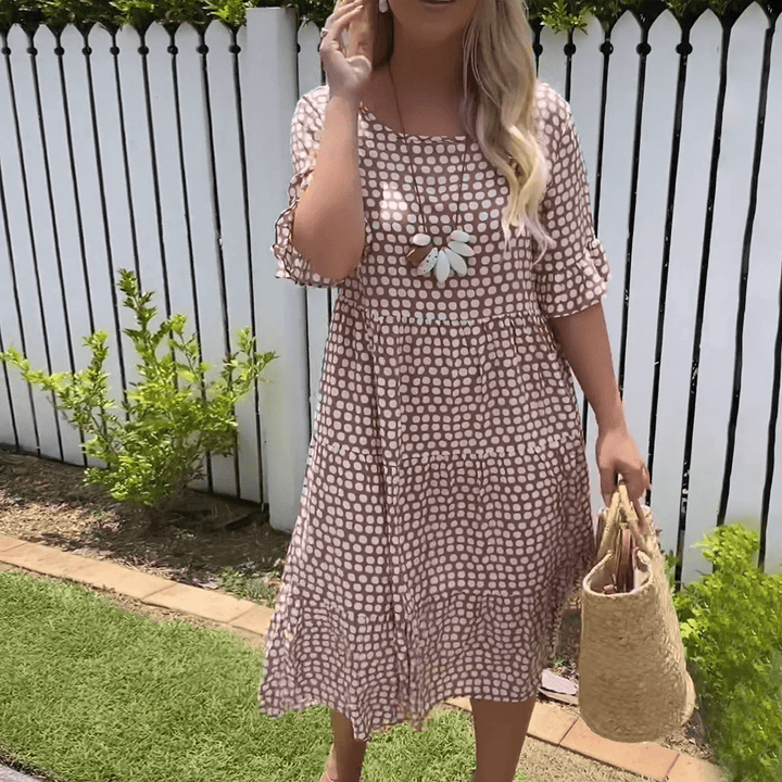Emma Rüdesheim | Midi-Kleid mit Kurzen Ärmeln in Sand