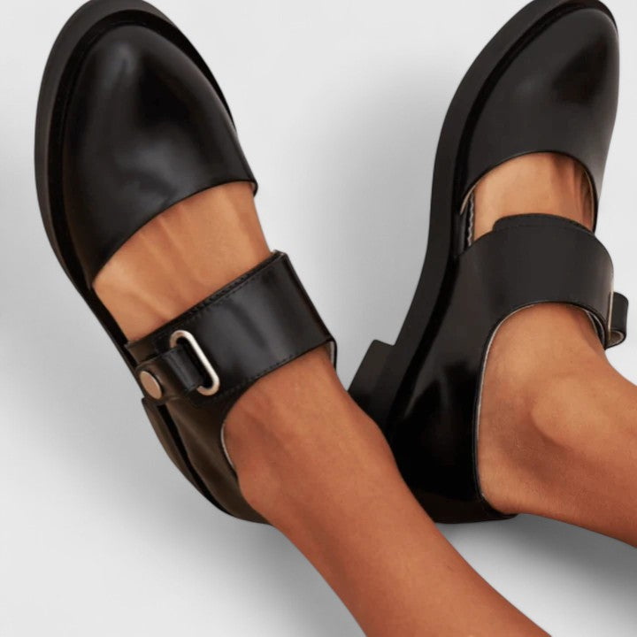 Anna Dresden | Orthopädische Mary Jane Schuhe in Schwarz