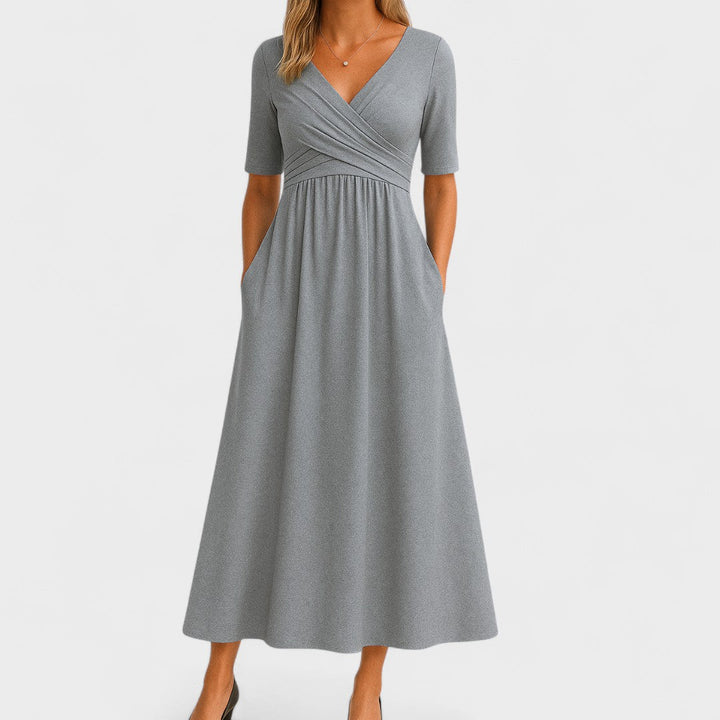 Emma Ulm | Elegantes Midi-Kleid