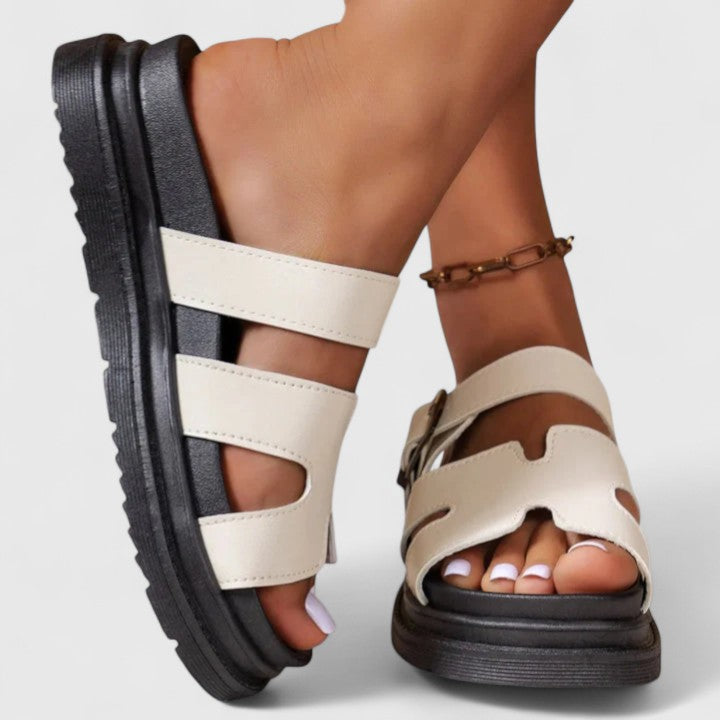 Sofia Münster | Elegante Orthopädische Sandalen in Weiß