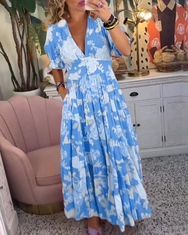 Josefine Bamberg | Vibrante Blumenkleid