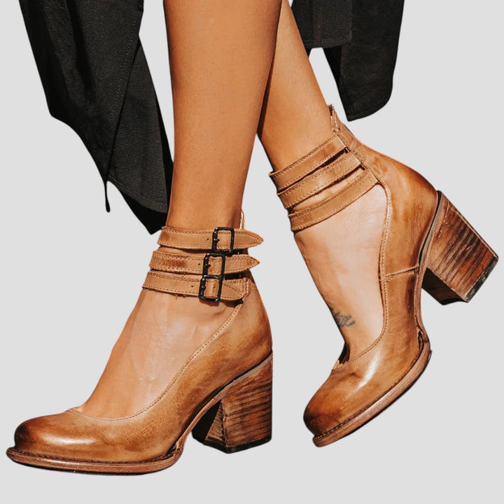 Josefine Münster | Elegante Orthopädische Stiefel