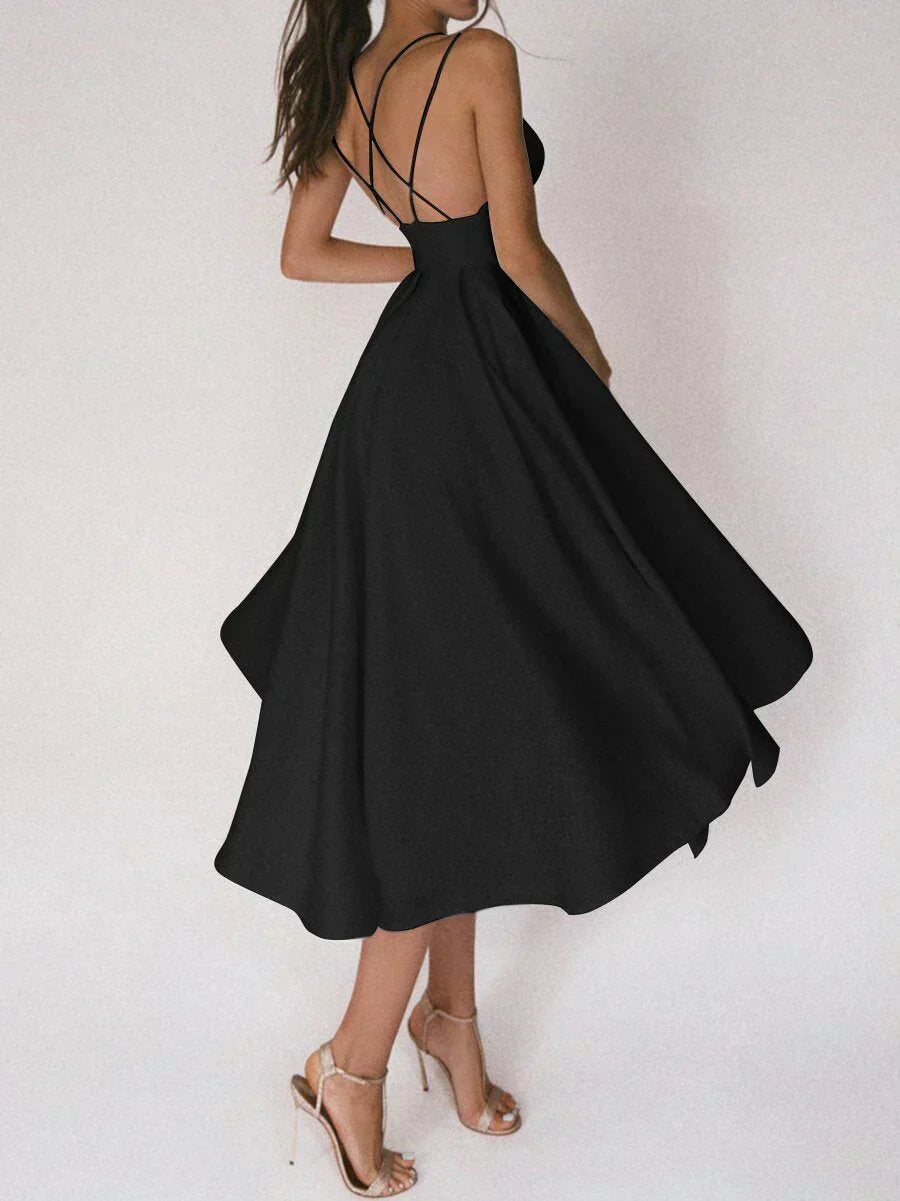 Theresa Landshut | Elegantes Minimalistisches Kleid