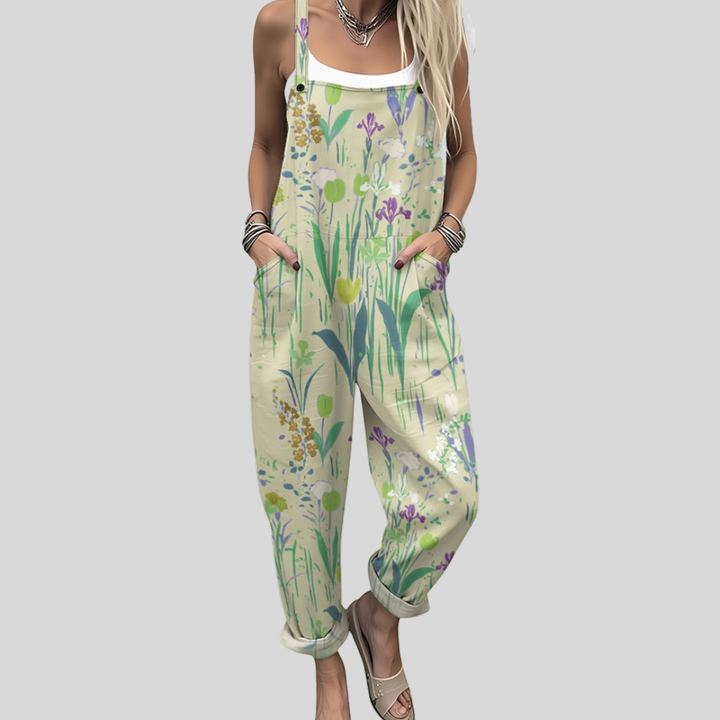 Almut Landshut | Latzhose mit Wiesenblumen