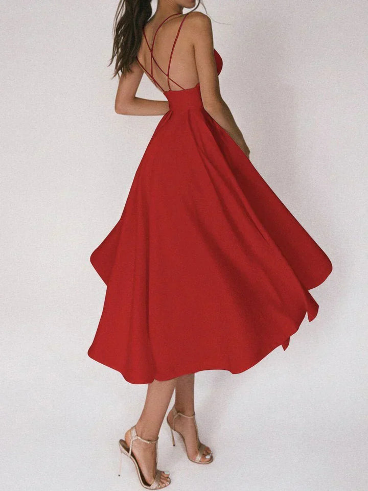 Theresa Landshut | Elegantes Minimalistisches Kleid