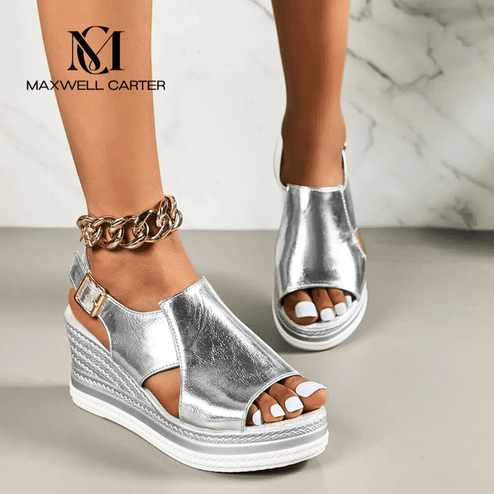 Marlene Weimar | Stylische Metallic-Sandalen