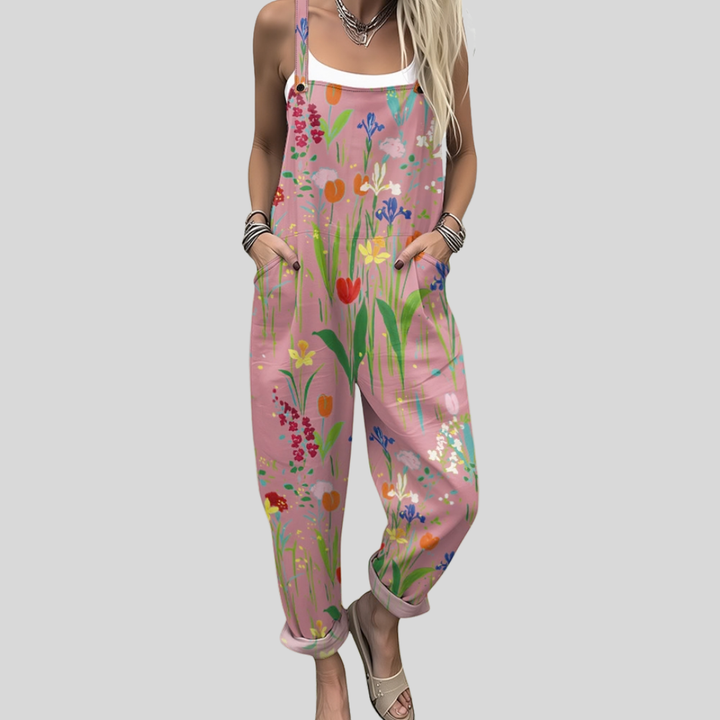 Brunhild Aachen | Rosa Latzhose mit Wildblumen