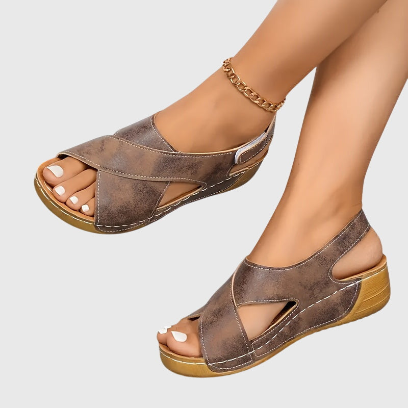 Christiane Konstanz | Bequeme Orthopädische Sandalen in Beige Wildleder