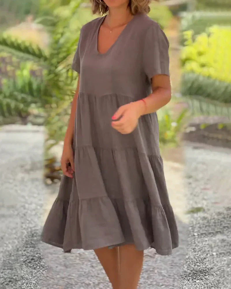 Isolde Goslar | Lässiges Sommerkleid mit V-Ausschnitt