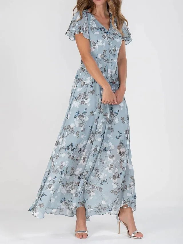 Isolde Trier | Elegantes und Fließendes Kleid mit Figurbetonendem Effekt