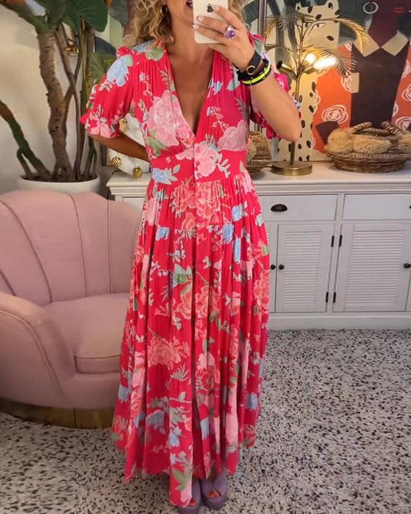Josefine Bamberg | Vibrante Blumenkleid