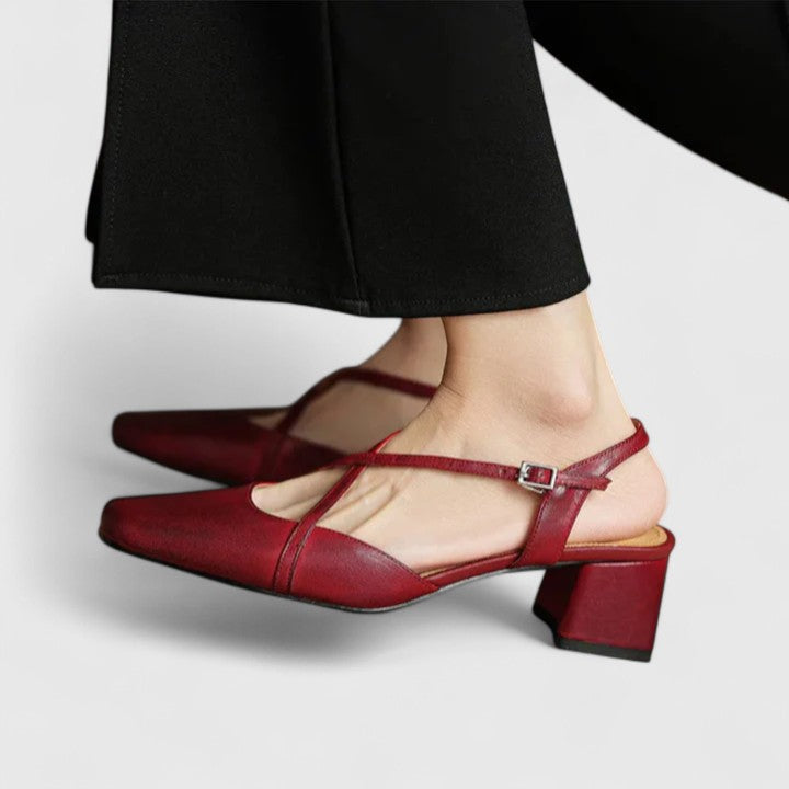 Hildegard Trier | Schicke Absatzsandalen in Rot