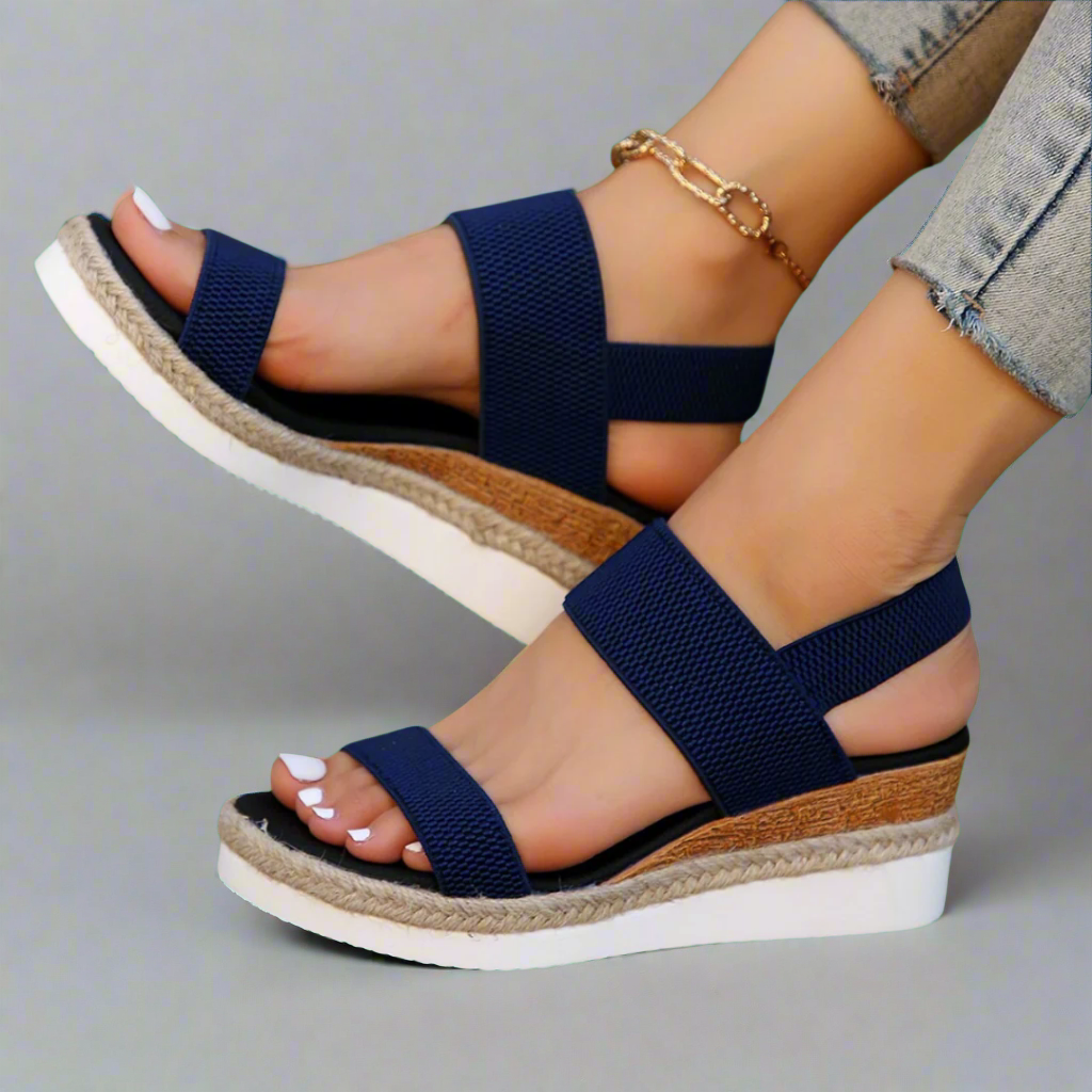 Waltraud Marburg | Orthopädische Sandalen mit Plateau