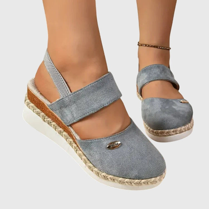 Almut Celle | Orthopädische Komfortsandalen in Beige