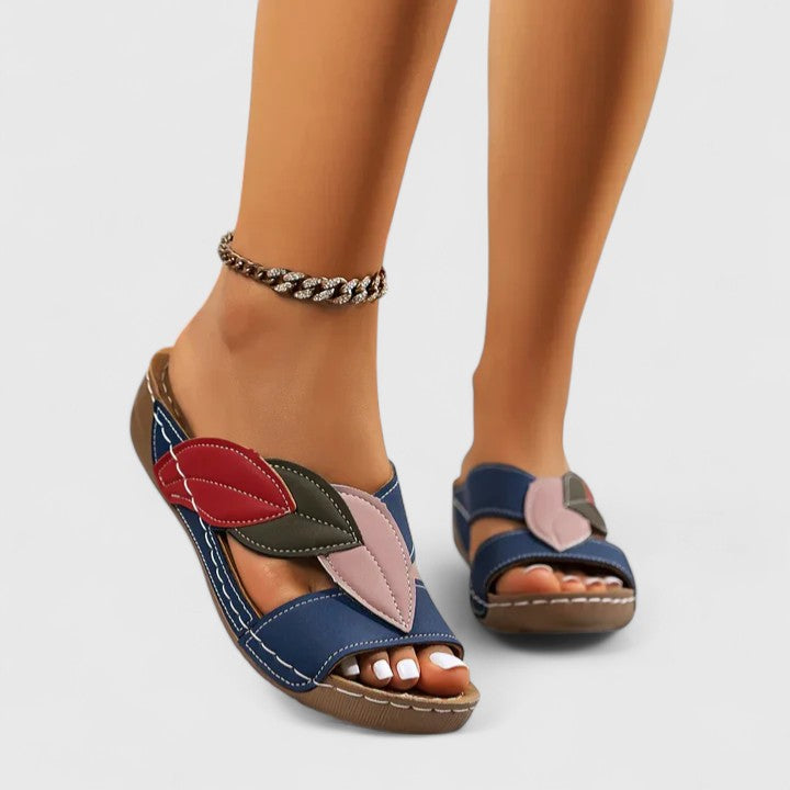 Wilhelmine Freiburg | Bequeme Orthopädische Sandalen in Weiß