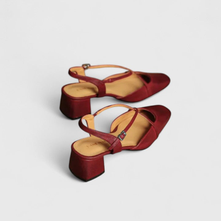 Hildegard Trier | Schicke Absatzsandalen in Rot