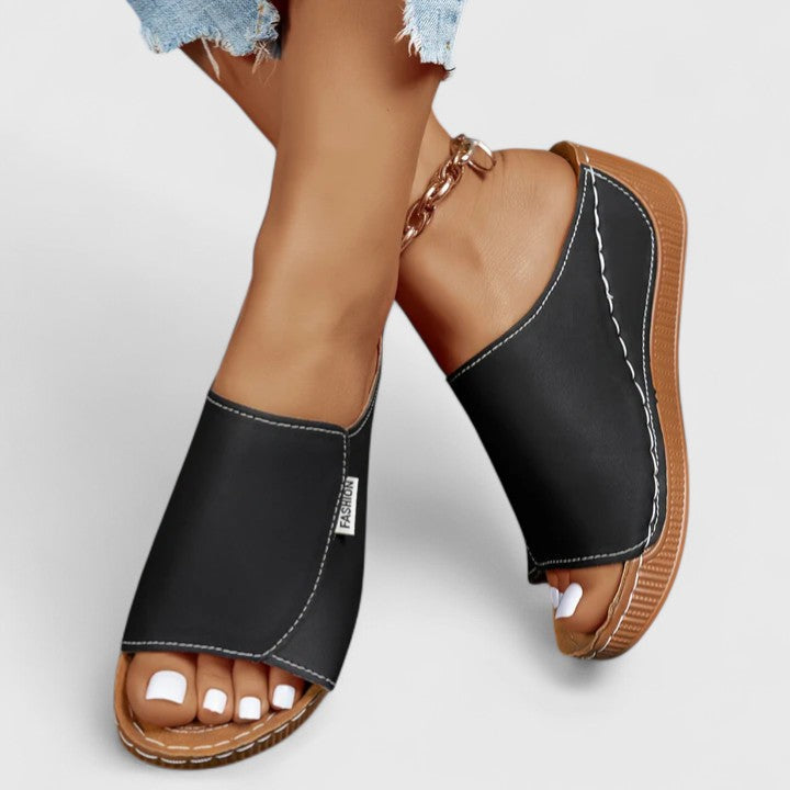 Anna Rüdesheim | Leichte und Elegante Sandalen