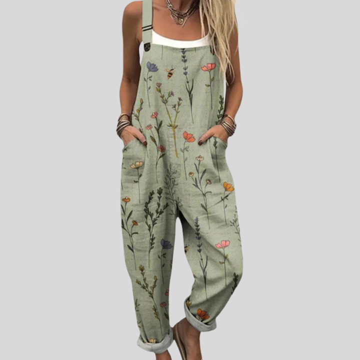 Helene Aachen | Salbeigrüne Latzhose mit Blumenmix