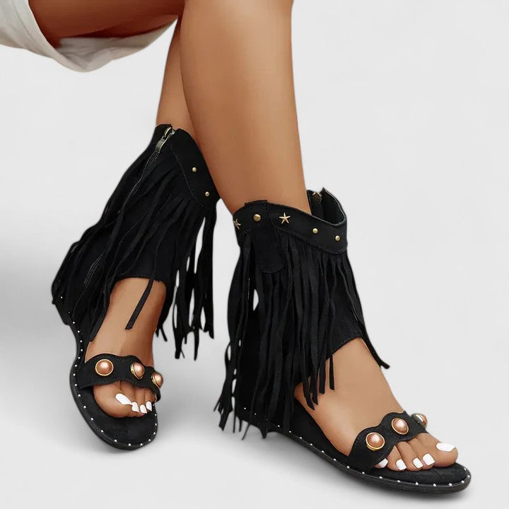 Christiane Lübeck | Chic Fransen Sandalen