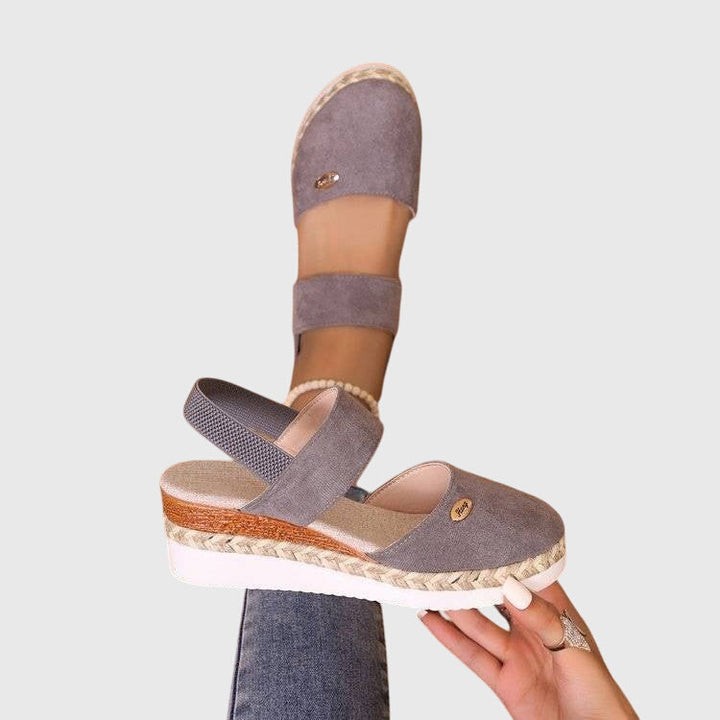 Almut Celle | Orthopädische Komfortsandalen in Beige