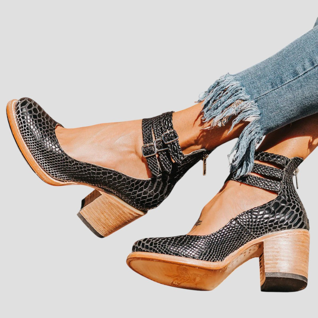 Josefine Münster | Elegante Orthopädische Stiefel