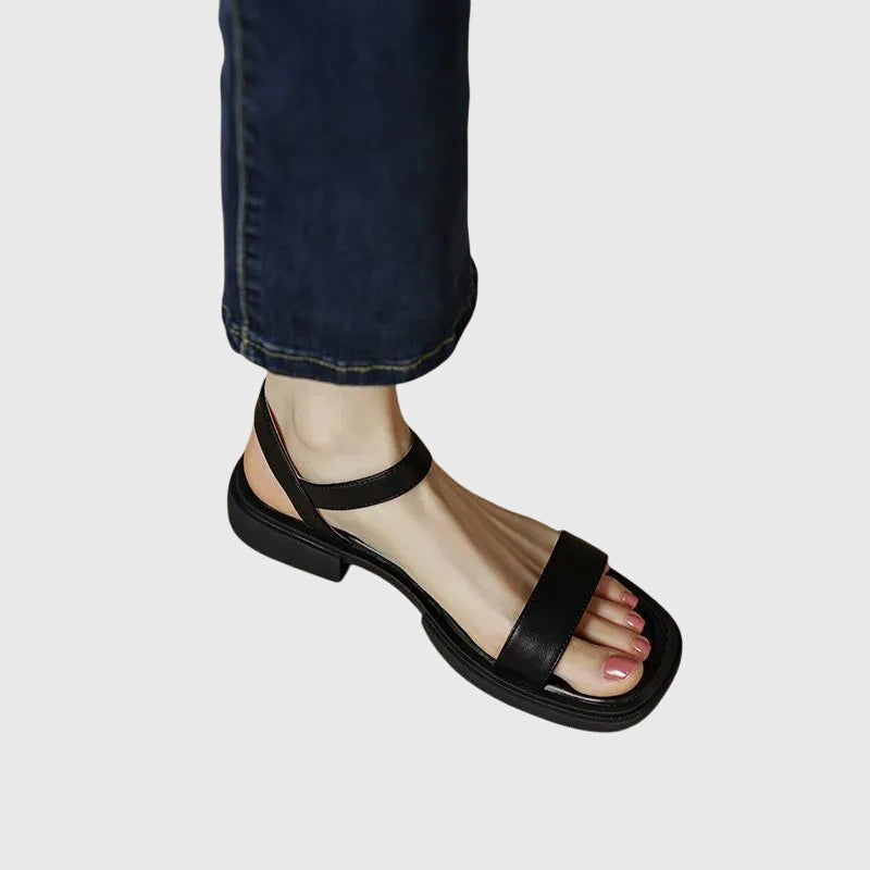 Adelheid Schwerin | Orthopädische Sandalen in Schwarz
