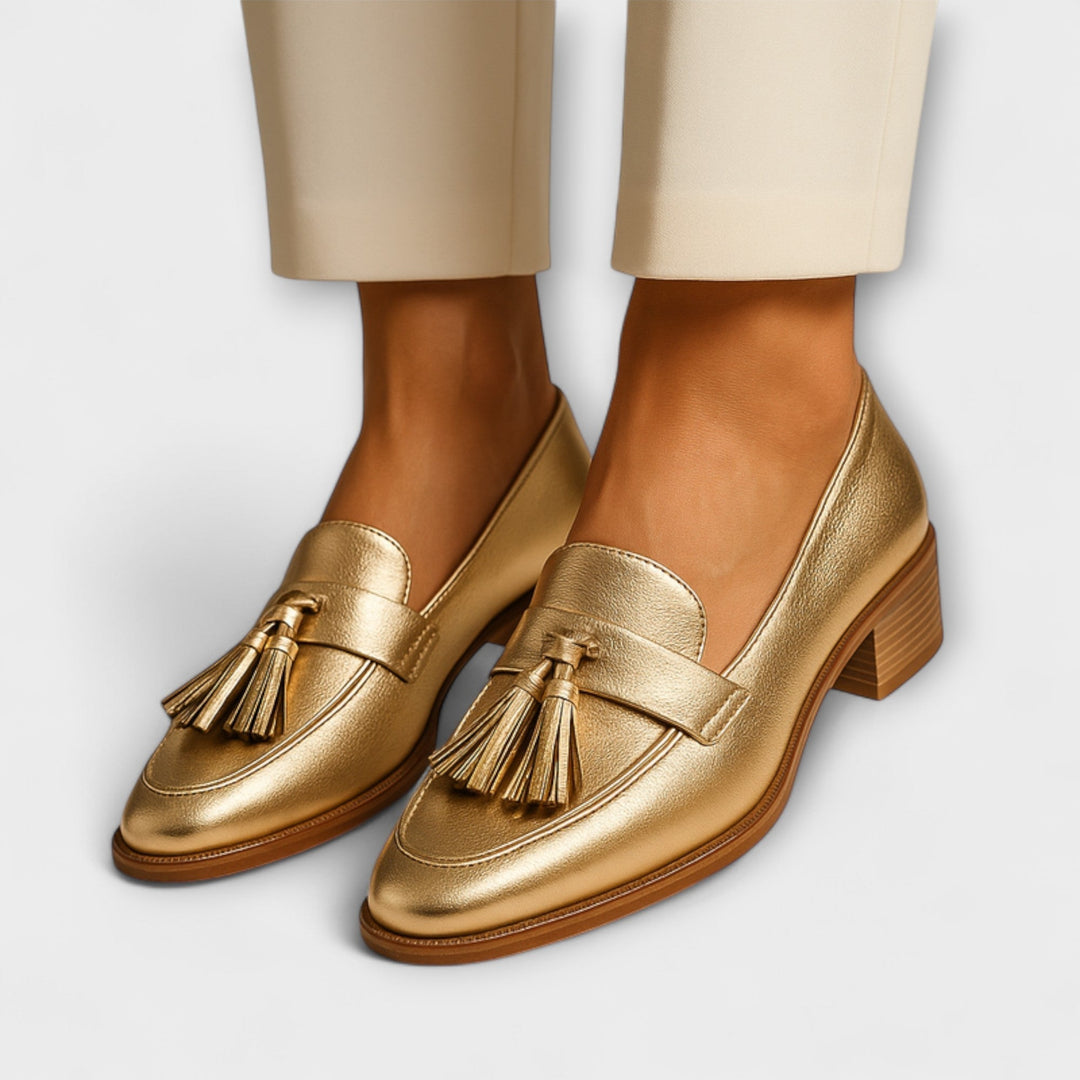 Leonie Goslar | Goldene Mokassins