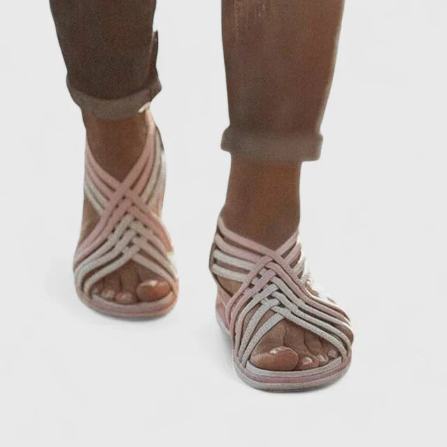 Lena Konstanz | Elegante Orthopädische Sandalen in Schwarz