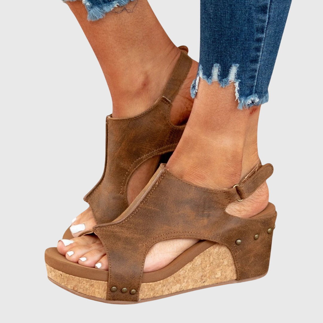 Mia Regensburg | Elegante Orthopädische Sandalen in Beige