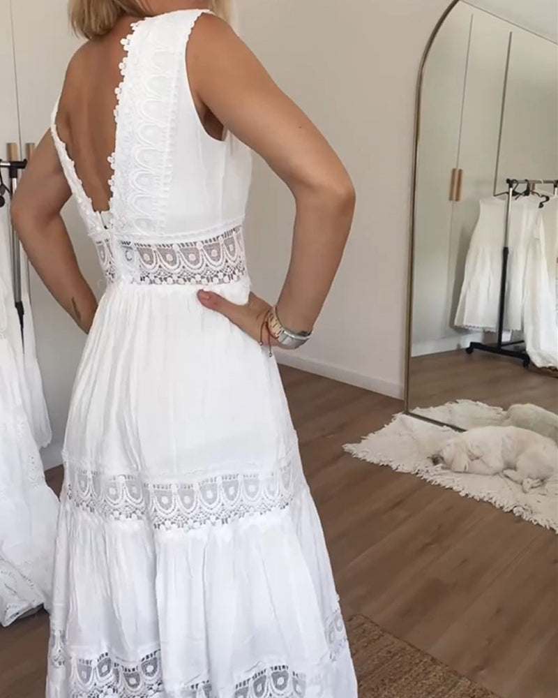 Josefine Bayreuth | Spitzen-Camisolekleid mit V-Ausschnitt