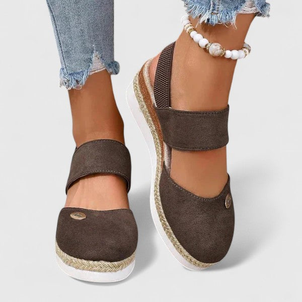 Paulina Lübeck | Bequeme Orthopädische Sandalen in Beige