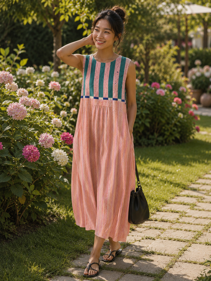 Solveig | Gestreiftes Midikleid in Pastelltönen