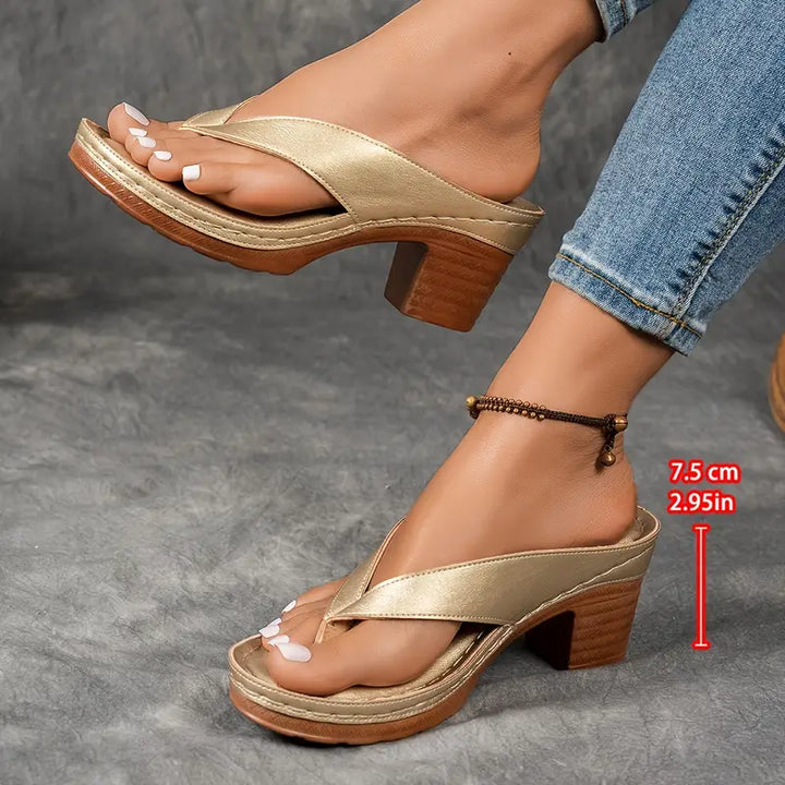 Ida Wismar | Elegante Orthopädische Sandalen in Gold