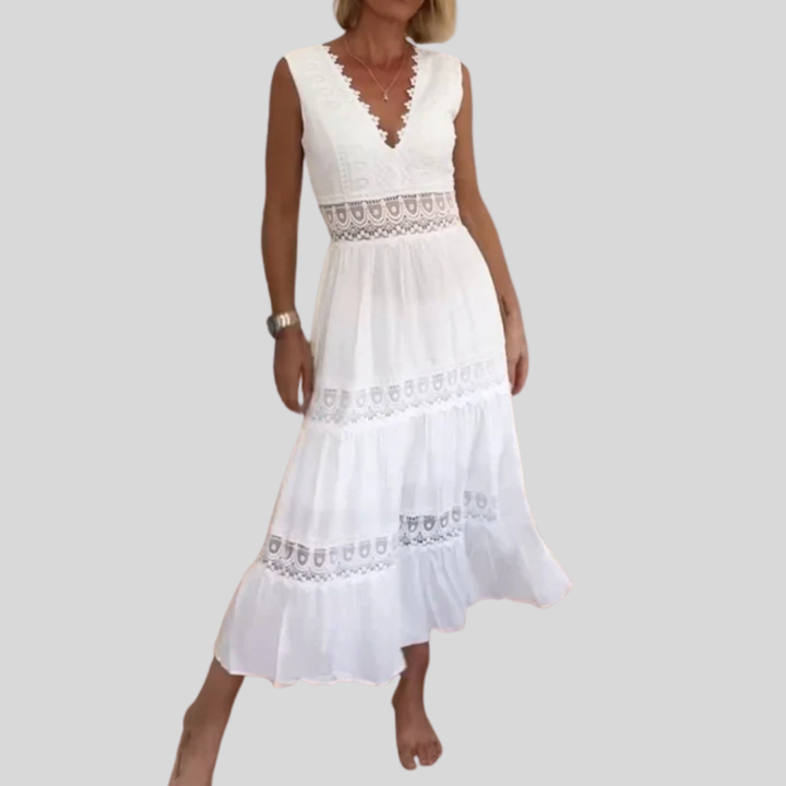 Josefine Bayreuth | Spitzen-Camisolekleid mit V-Ausschnitt
