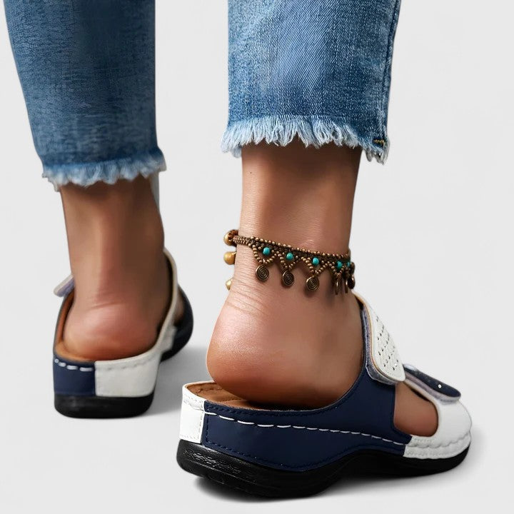 Elise Heidelberg | Bequeme Orthopädische Sandalen in Weiß