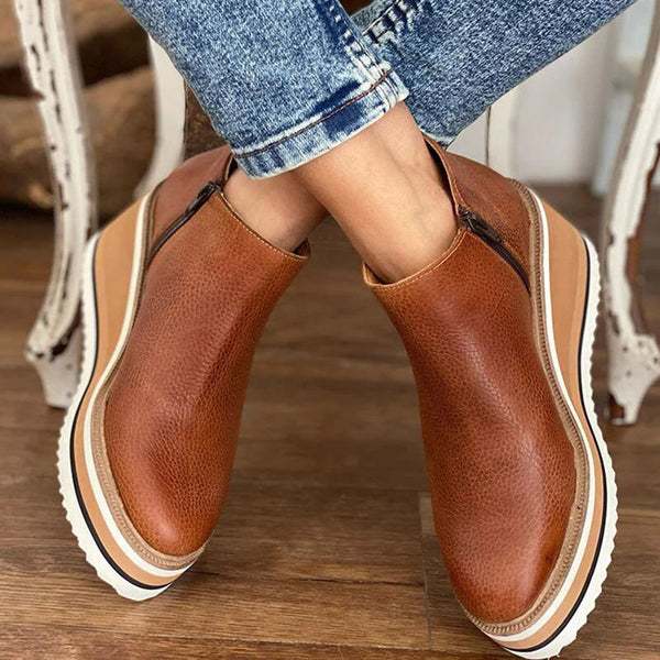 Ottilie Konstanz | Elegante Stiefel in Khaki