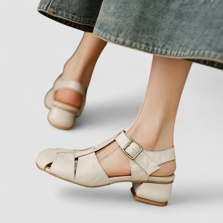 Ottilie Lübeck | Orthopädische Mary Jane Schuhe in Braun