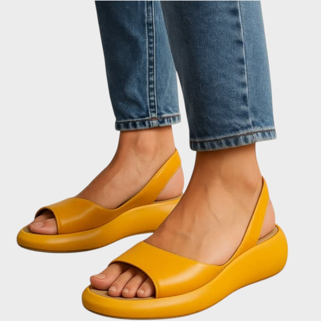 Emma Schwerin | Elegante Orthopädische Sandalen in Gelb