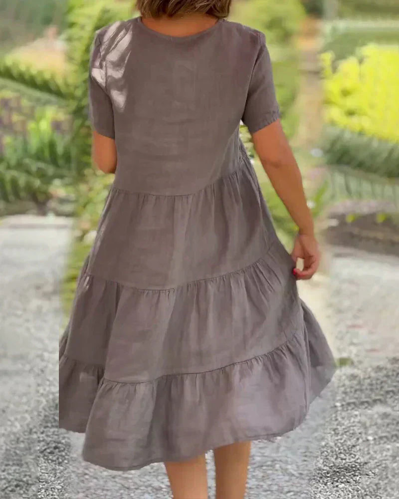 Isolde Goslar | Lässiges Sommerkleid mit V-Ausschnitt