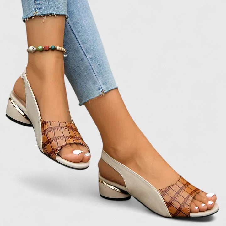 Brunhild Quedlinburg | Orthopädische Sandalen in Rot