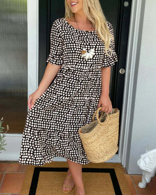 Emma Rüdesheim | Midi-Kleid mit Kurzen Ärmeln in Sand