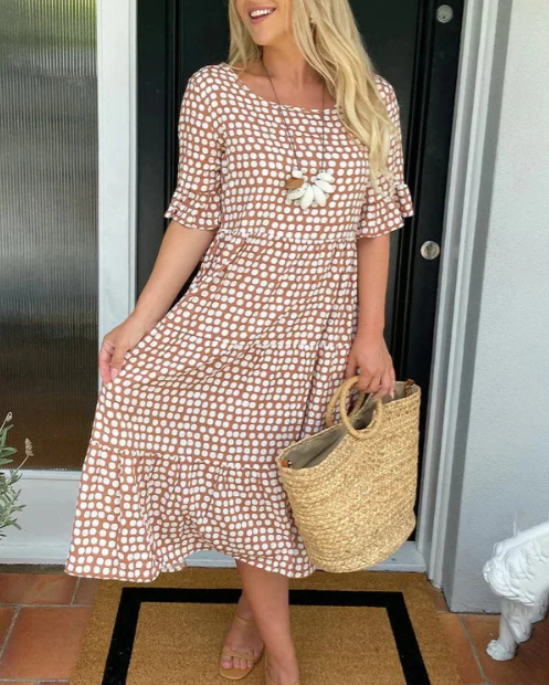 Emma Rüdesheim | Midi-Kleid mit Kurzen Ärmeln in Sand