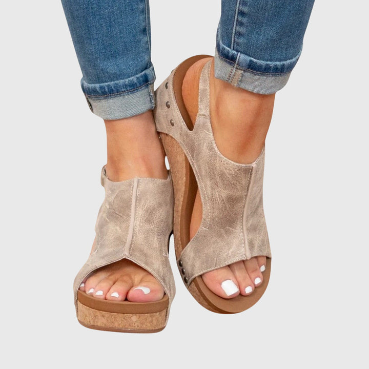 Mia Regensburg | Elegante Orthopädische Sandalen in Beige