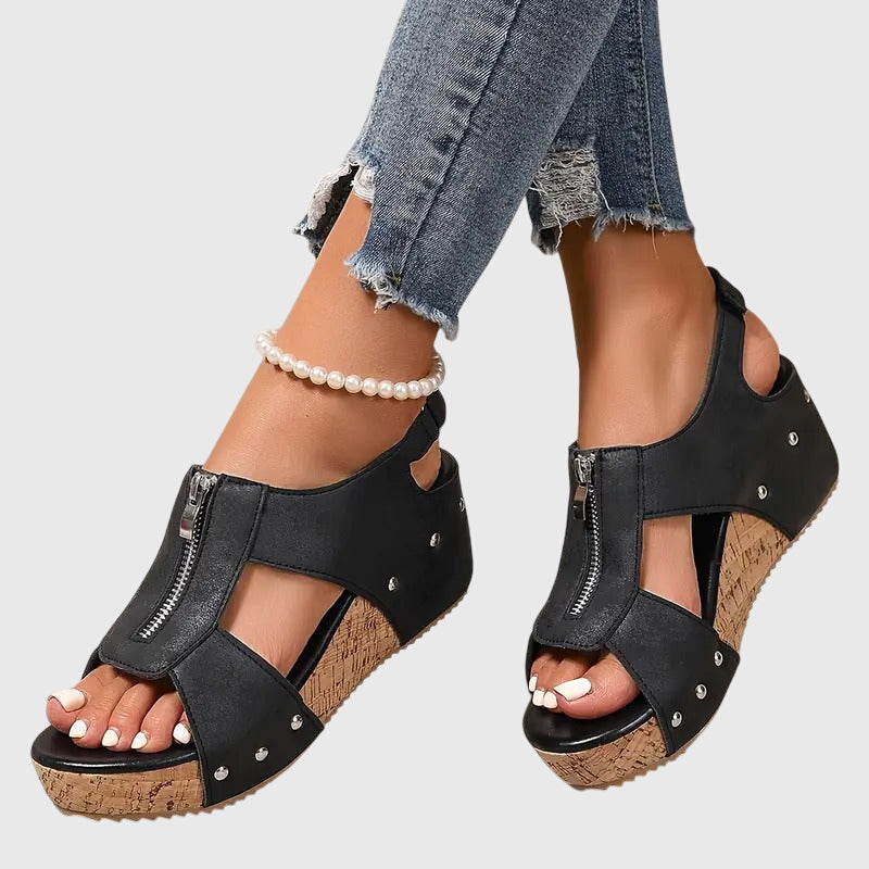 Antonia Regensburg | Bequeme Orthopädische Sandalen in Schwarz