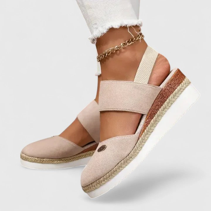 Paulina Lübeck | Bequeme Orthopädische Sandalen in Beige