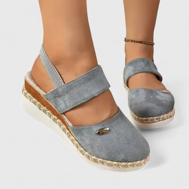 Paulina Lübeck | Bequeme Orthopädische Sandalen in Beige