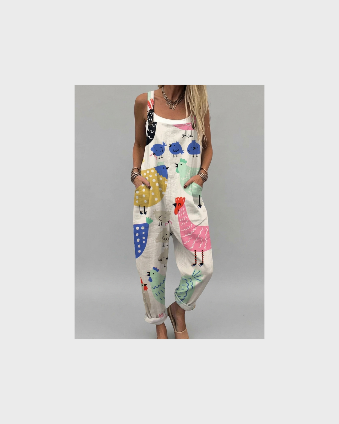 Antonia Bautzen | Bunte Latzhose mit Bauernhoftieren