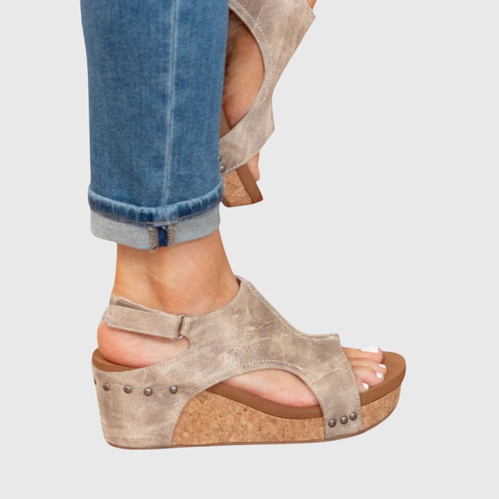 Mia Regensburg | Elegante Orthopädische Sandalen in Beige