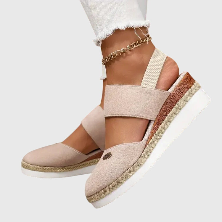Almut Celle | Orthopädische Komfortsandalen in Beige