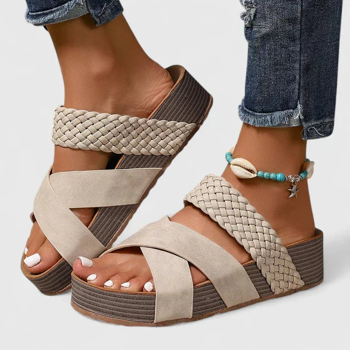 Rosalinde Bautzen | Elegante Orthopädische Sandalen in Braun